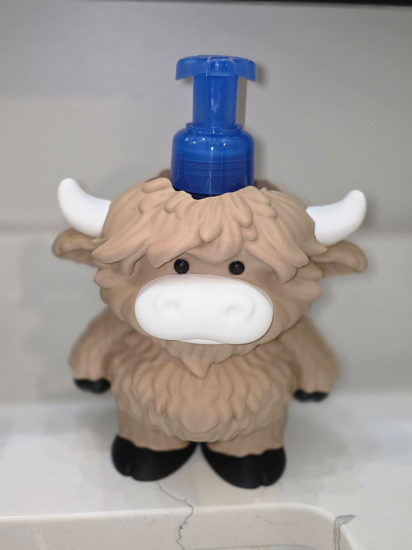 Bath & body work's highland cow soap holder
