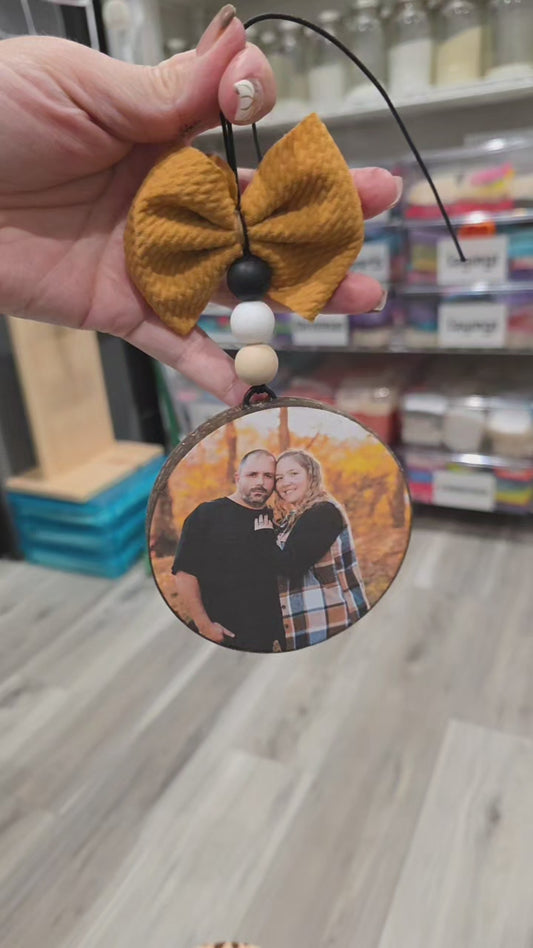 Two sided custom freshie